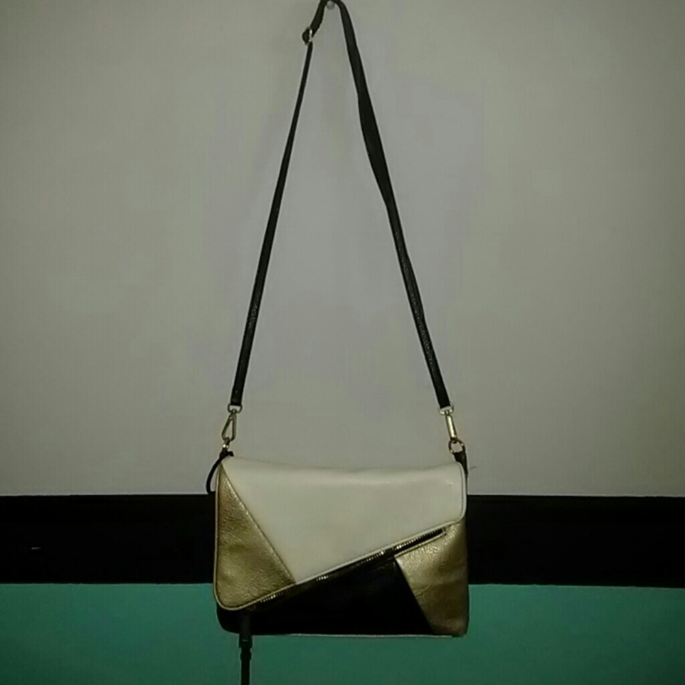 Purse💜 - Picture 2 of 4